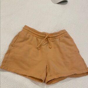 Aritzia TNA Cozy Fleece Boyfriend Shorts